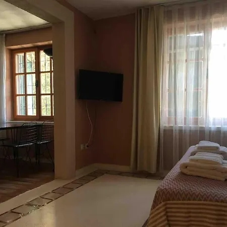 Castle81homes Yellow-sari , Sea View House مرمريس